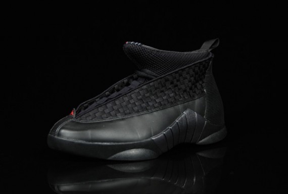air-jordan-15-black-red-flight-club-3.jpg