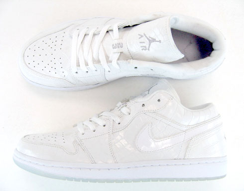 Air Jordan 1 Low Retro - White Croc