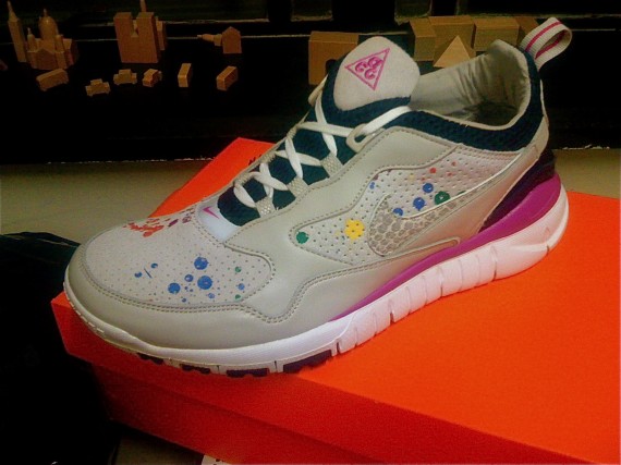 Nike Wildwood 90 Free Trail - Paint Splatter
