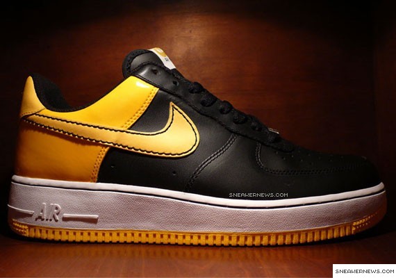 Nike Air Force 1 - Black - Varsity Maize