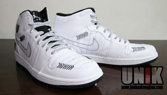 Air Jordan 1 - Opening Day White Edition
