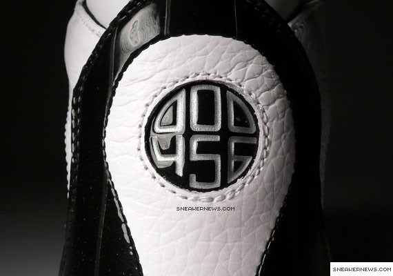 Air Jordan Jeter Clutch