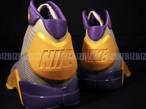 Nike Hyperdunk Kobe Bryant PE Released