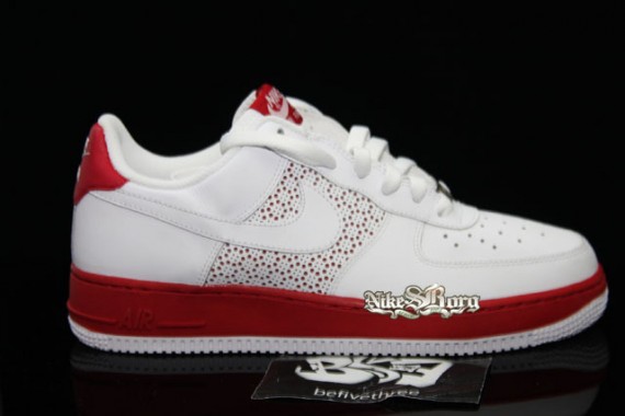 Nike Air Force 1 - White/Varsity Red - Perforated