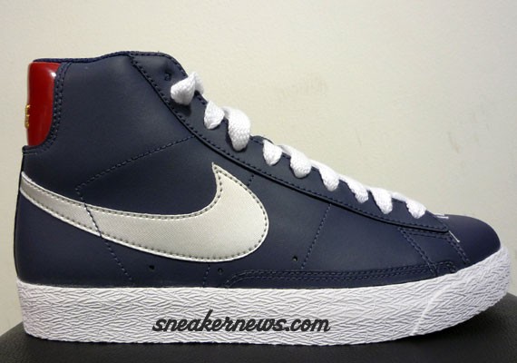 Nike Blazer High – Midnight Navy – Metallic Silver