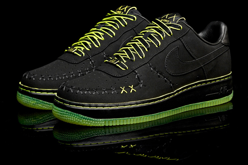 kaws_af1_angle.jpg