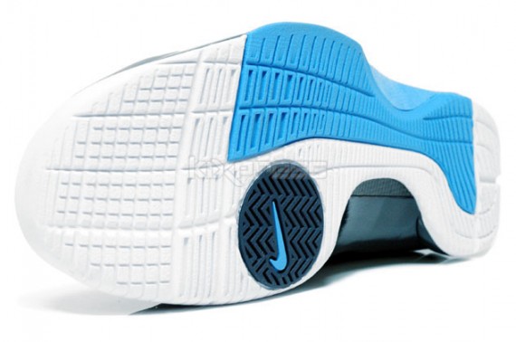 Nike Hyperdunk - Dark Obsidian - White - University Blue