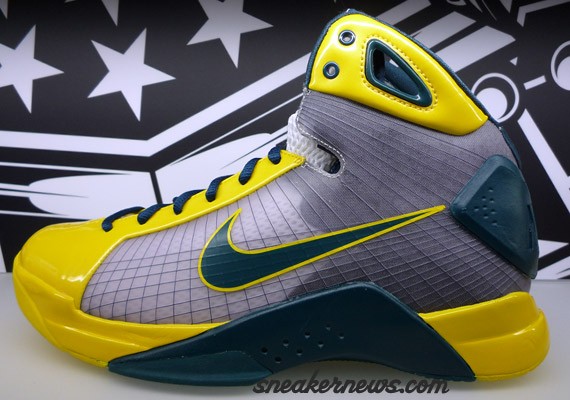 Nike Hyperdunk - Australia PE