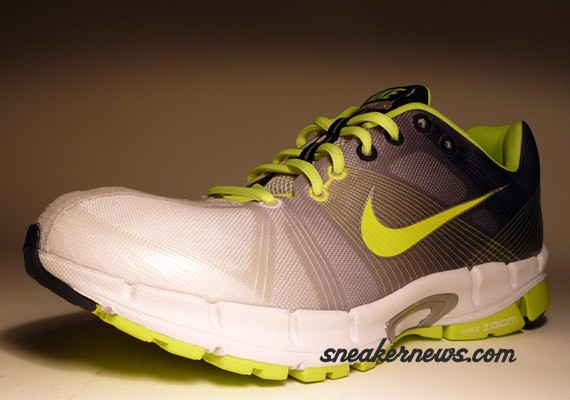 Nike Zoom Victory+ - Black - Volt - White