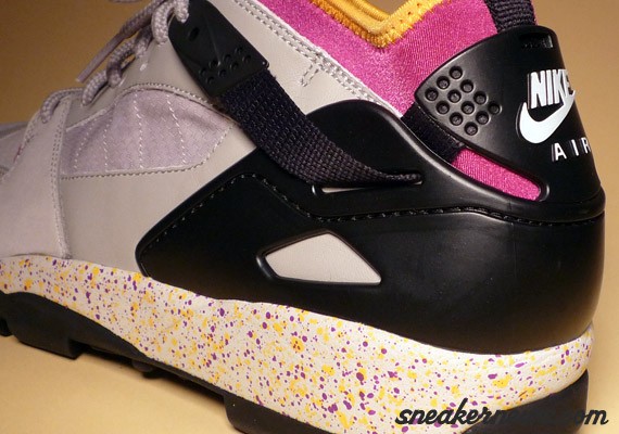 Nike ACG Air Revaderchi Retro