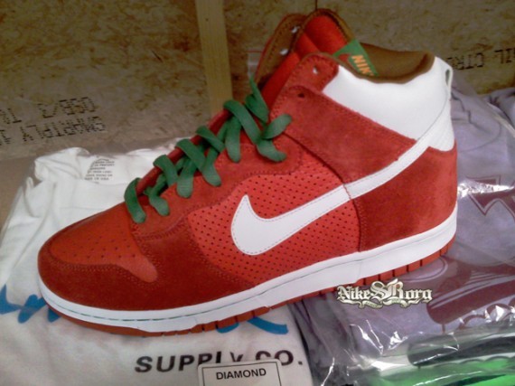 Nike Dunk Hi Premium SB - Soda Cup
