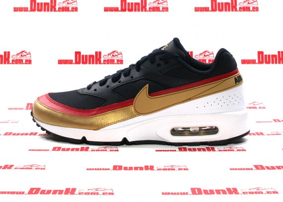 Nike Air Classic BW - Dark Obsidian/Metallic Gold - White