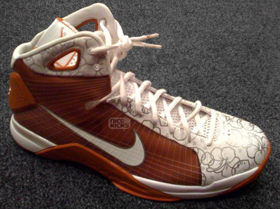Nike Hyperdunk Texas Longhorns Maui Invitational Pe 1