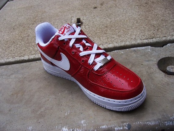 Nike Air Force One (1) - Quickstrike