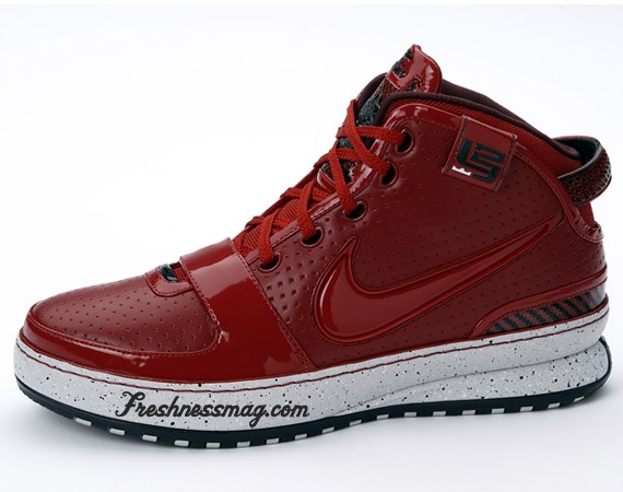 Nike Zoom LeBron VI – Big Apple