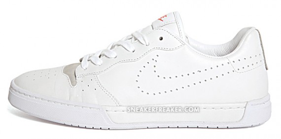 Nike Air Elan - White