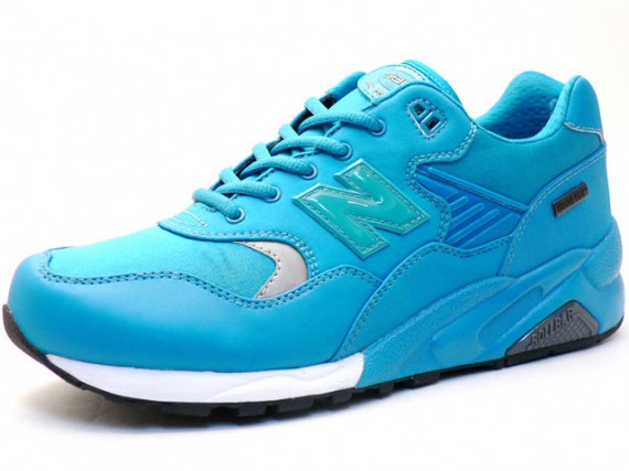 New Balance MTG580 GORE-TEX Pack