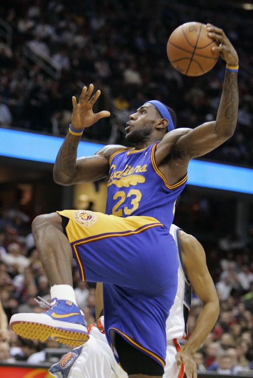 Nba Feet Lebron Hwc Alternate 5