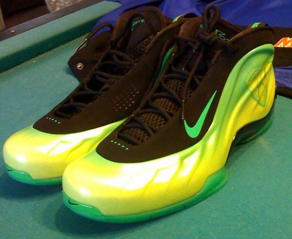 Nike Foamposite Lite - Kryptonate - Nate Robinson Slam Dunk Contest Sneakers