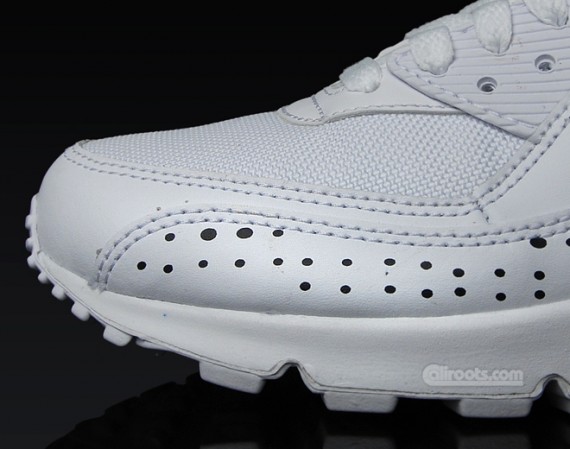 Nike Womens Air Max 90 CL - White - Volt