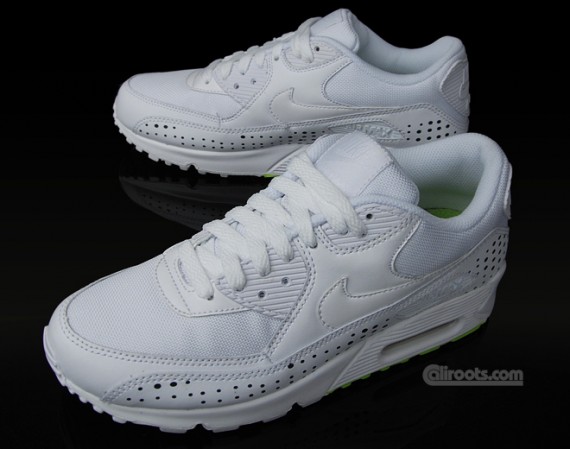 Nike Womens Air Max 90 CL - White - Volt