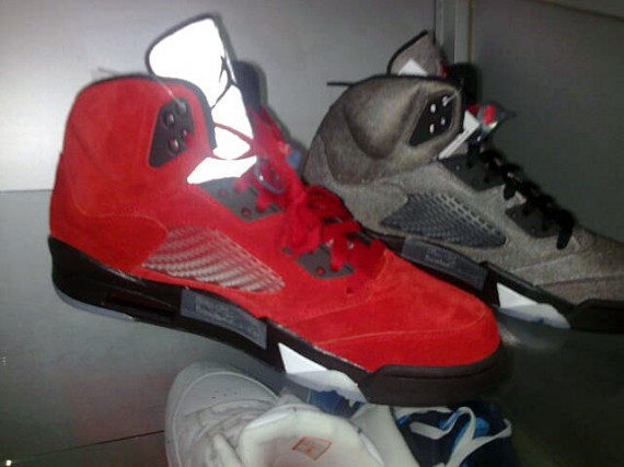 Air Jordan V (5) – Raging Bull Pack