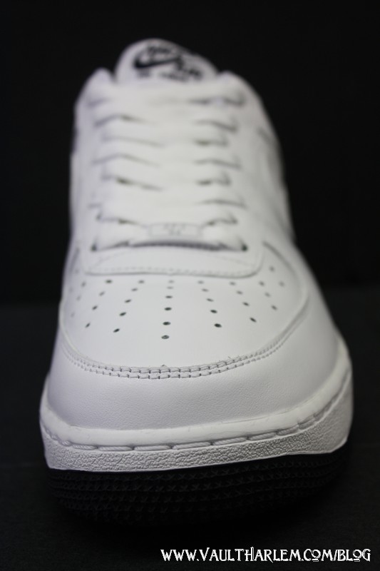 Nike Air Force 1 - White - Dark Blue