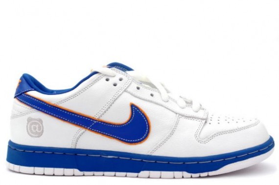Nike Dunk Low Pro SB - Medicom I - White - College Blue