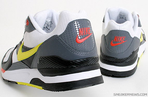 Nike Twilight Electrolime 04