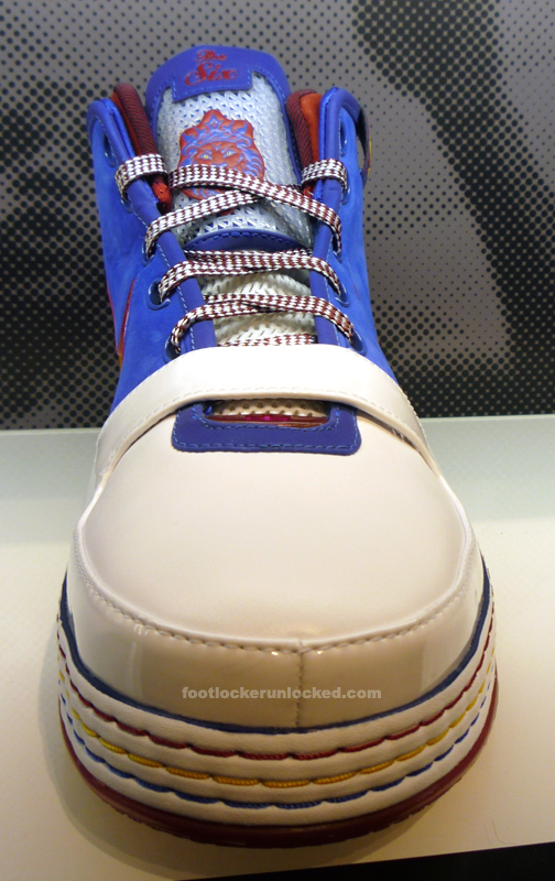 Nike Zoom LeBron VI - Superman