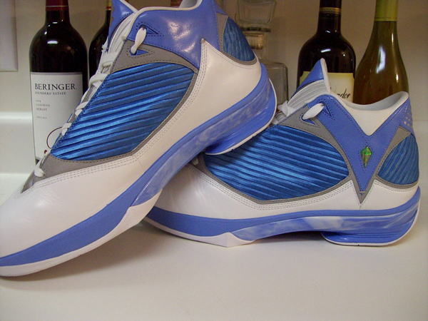Air Jordan 2009 - UNC PE