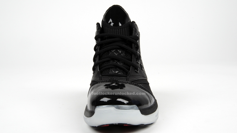jordan-165-november-black-red-03
