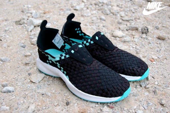 Nike Air Woven - Black - Mint