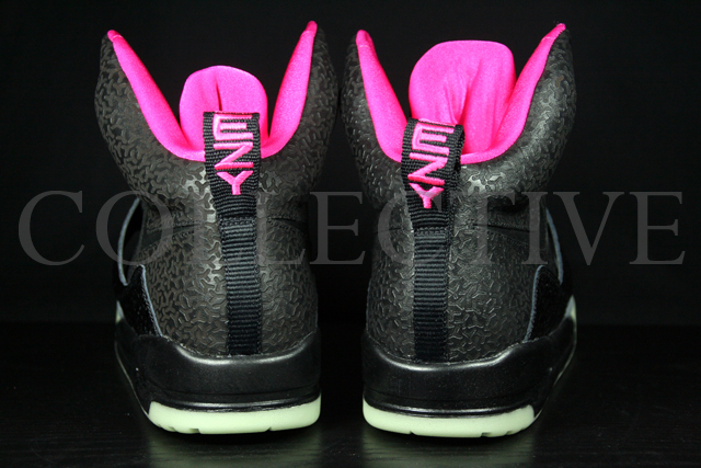 nike-air-yeezy-black-pink-051