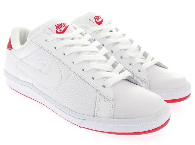 Nike Tennis Classic Mesh – White – Sport Red
