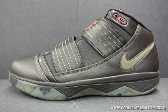 Nike Zoom Lebron Soldier III (3) - Black - Olive - Camo