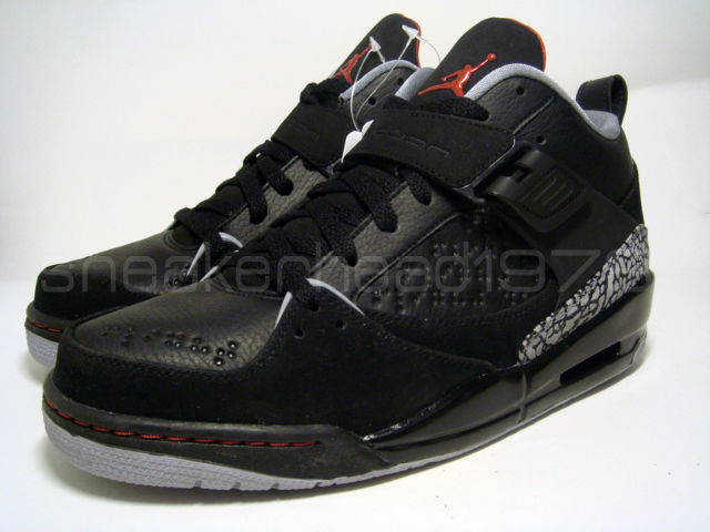 Air Jordan Flight 45 - Black - Varsity Red - Stealth - Sample