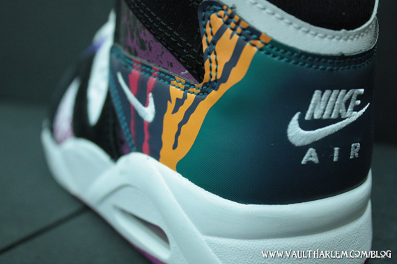 Nike Air Tech Challenge Hybrid - Black - White - Rave Pink