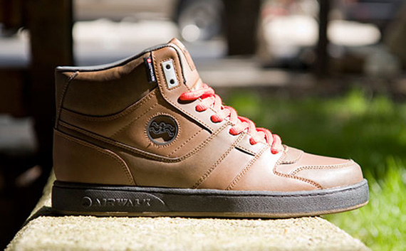 Staple x Airwalk 1.0 - Light Brown - Red 