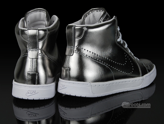 Nike Air Royal Mid Premium – Metallic Silver