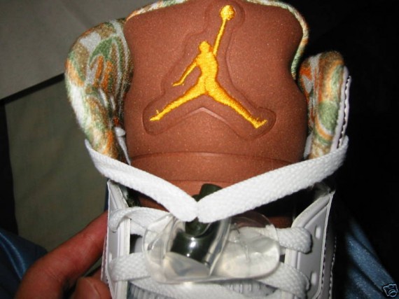 Air Jordan V (5) Retro - Dark Army - Available