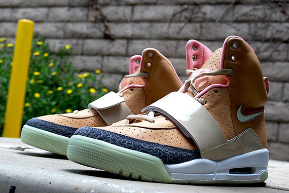 khackiandpinkyeezy02