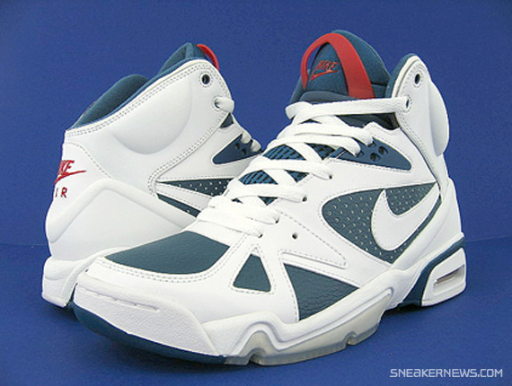nike-air-hoop-structure-white-blue-red-1