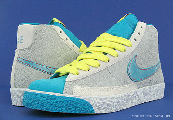 nike-wmns-blazer-mid-platinum-glass-blue-2