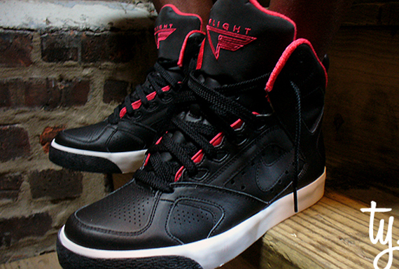 Nike Auto Flight - Black - Red - Holiday '09