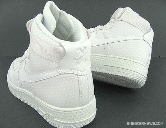 af1_hi_white_polkadot