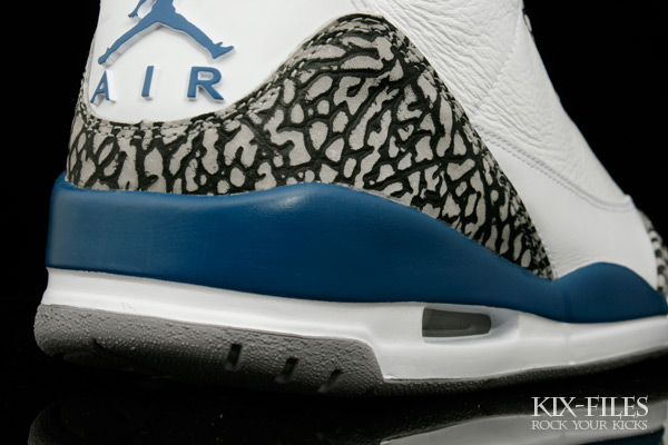 air-jordan-3-retro-true-blue-release-7