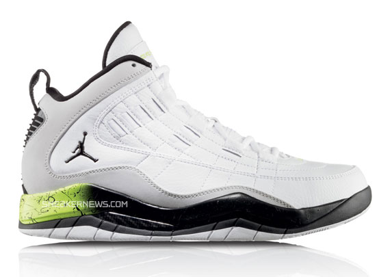 jordan_hallowd_grnd_wht-neo