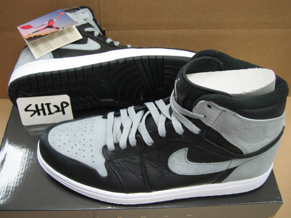 air-jordan-1-hi-black-shadow-grey-5