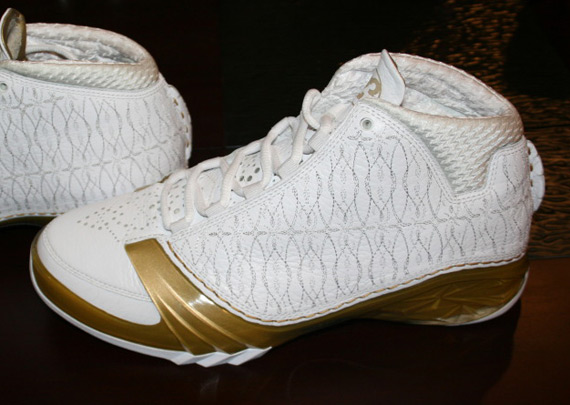 Air Jordan XX3 - White - Metallic Gold - Promo Sample